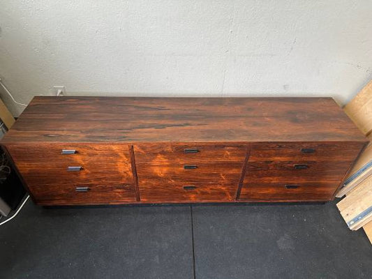 Vintage Mid Century Modern Rosewood Solid Wood Lowboy Credenza Dovetail 9-Drawer Console