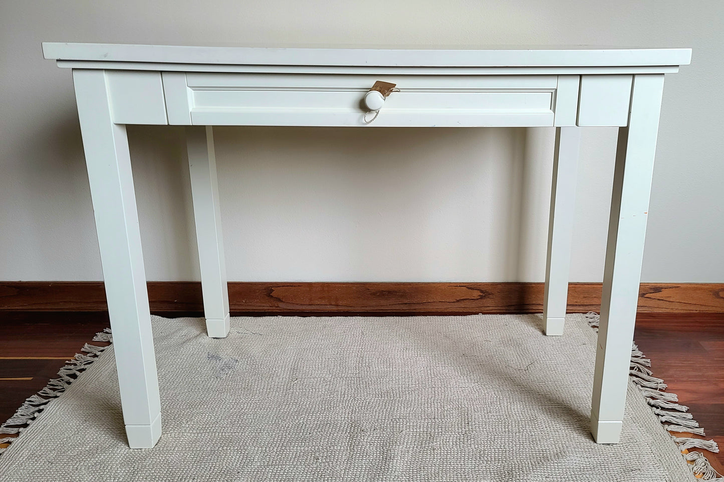 White Desk