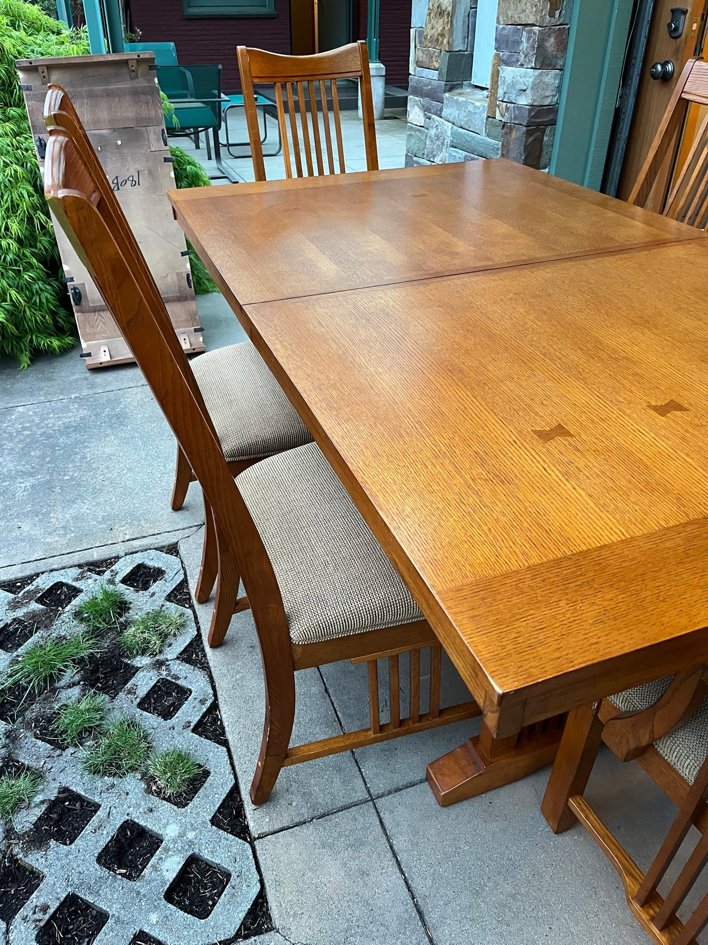 Mission Style Dining Table with Leaf + 6 Chairs